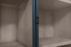 Vitrinekast Established