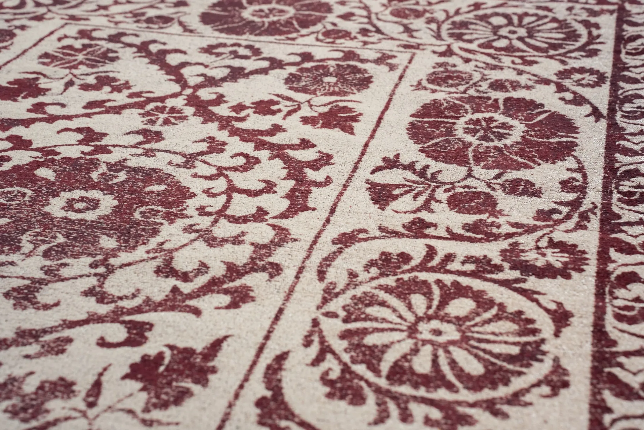 Vloerkleed Zephyr 9734 Antiquarian Suzani