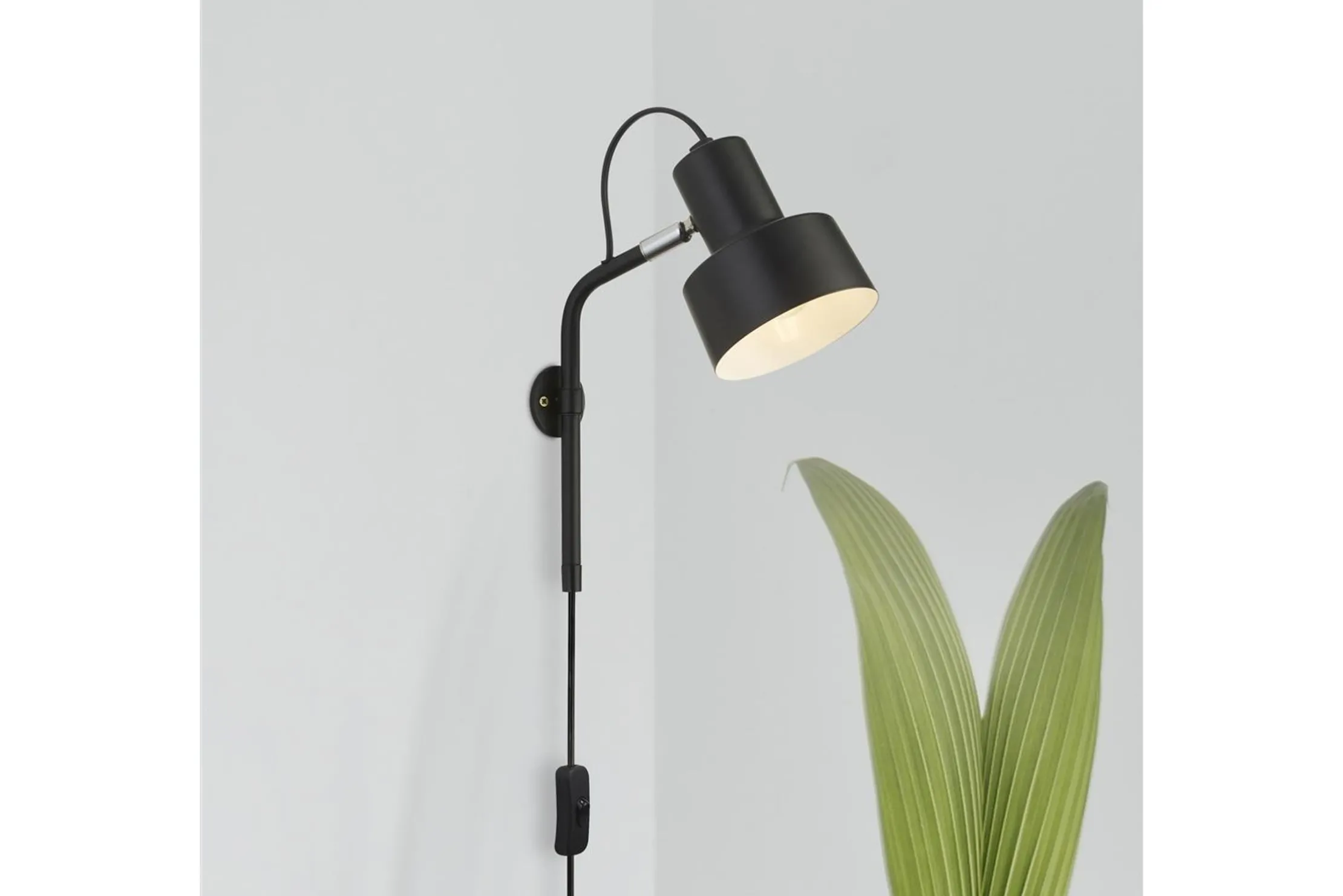 Wandlamp EU60228BK Conical
